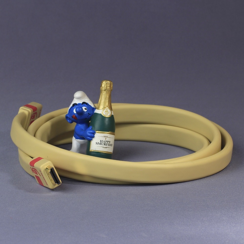 Кабель HDMI Van Den Hul HDMI Flat 3.0m