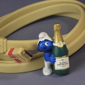 Кабель HDMI Van Den Hul HDMI Flat 7.5m