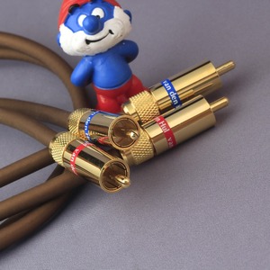 Кабель аудио RCA - RCA Van Den Hul D-300 III Hybrid 1.0m