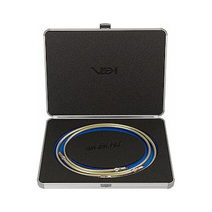 Кабель аудио RCA - RCA Van Den Hul The Platinum Hybrid RCA 1.5m