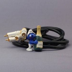 Кабель аудио RCA - RCA DH Labs Air Matrix Innerconnect RCA 1.5m