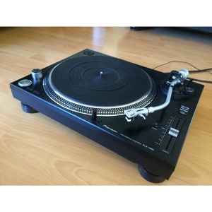 Проигрыватель виниловых пластинок Pioneer PLX-1000