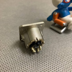 Терминал XLR Neutrik NC4MD-LX