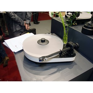 Проигрыватель виниловых дисков Pro-Ject RPM 5 Carbon White