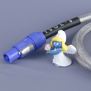 Кабель Силовой Isol-8 IsoLink Neutrik 20A 1.5m