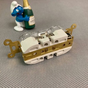 Розетка силовая 2К+З Furutech FP-20A (R) USA