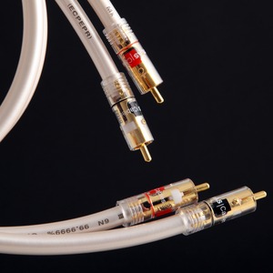 Кабель аудио RCA - RCA Atlas Cables Equator MK III 6N Integra RCA 0.5m