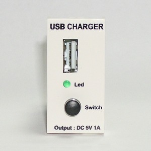 Розетка USB 2.0 для зарядки устройств Dr.HD 016002022 SOC USB 2.0 CG