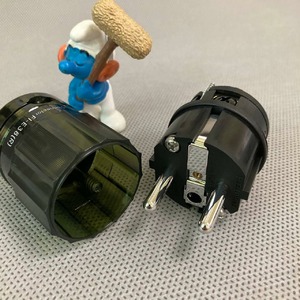 Разъем Силовой Furutech FI-E38(R)