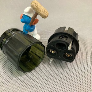 Разъем Силовой Furutech FI-E38(R)