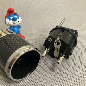 Разъем Силовой Furutech FI-E50(R) Carbon