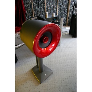 Колонка напольная Avantgarde Acoustic SOLO