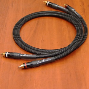 Кабель межблочный Harmonic Technology Precision-Link RCA 1.0m