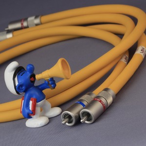 Кабель аудио RCA - RCA Van Den Hul The HILL Hybrid (3T) RCA 0.8m