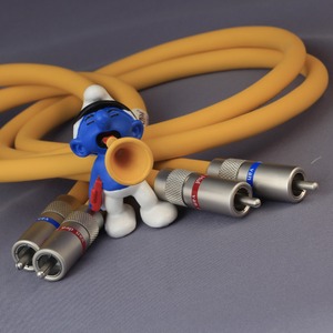 Кабель аудио RCA - RCA Van Den Hul The HILL Hybrid (3T) RCA 1.0m