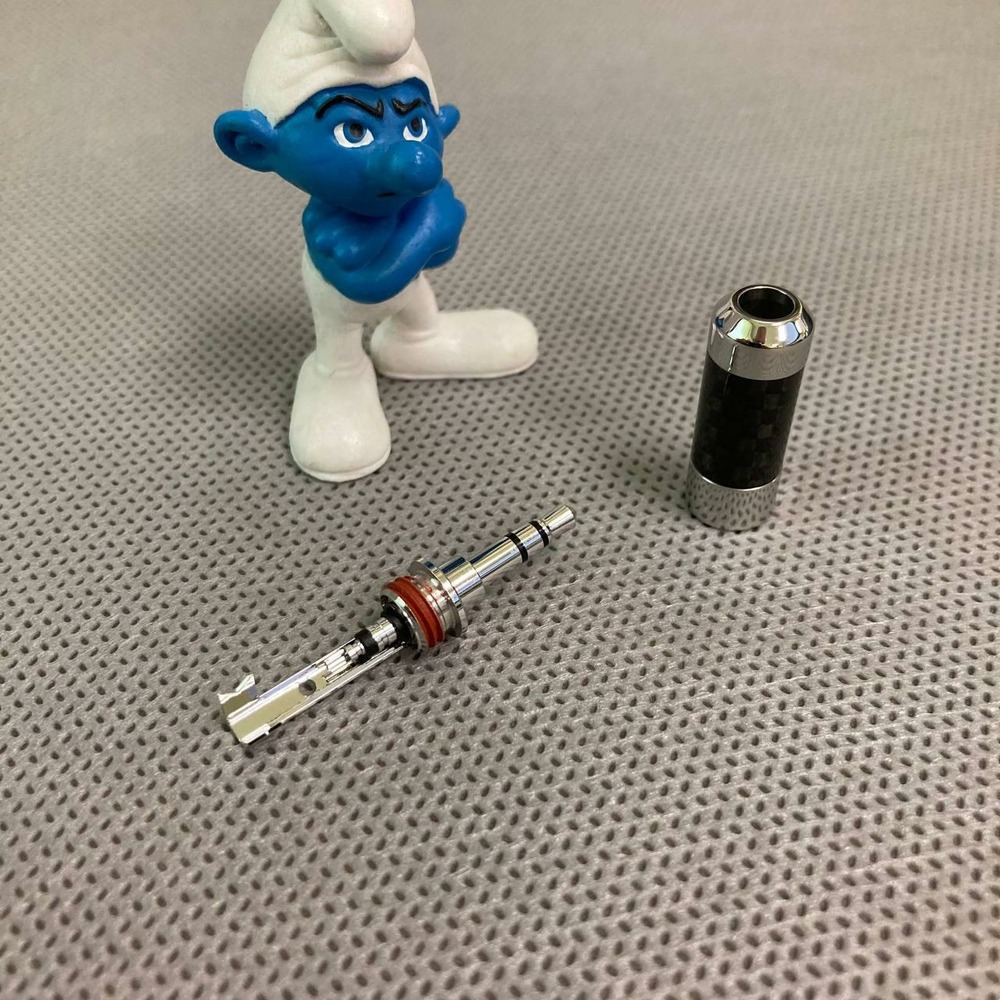 Разъем Jack Furutech CF-735SM(R) Carbon