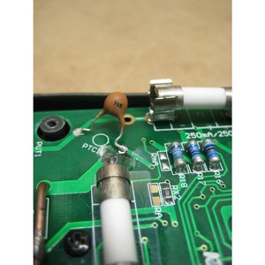 Мультиметр MASTECH 13-2010 Портативный мультиметр MAS830B