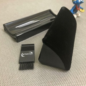 Щетка для пластинок DYNAVOX Velvet Record Brush (207308)