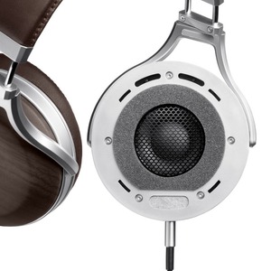 Наушники Denon AH-D5200