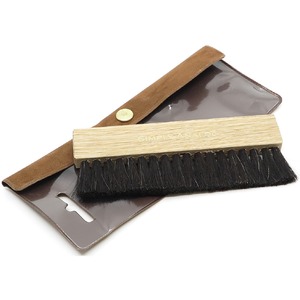 Щетка для пластинок Simply Analog (SAWC001) Vinyl Record Brush Natural Wood