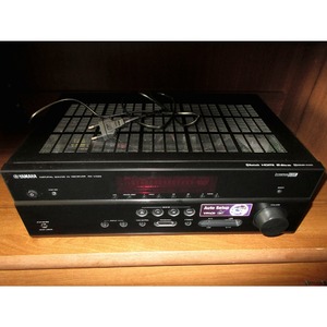 AV-Ресивер Yamaha RX-V385 Black