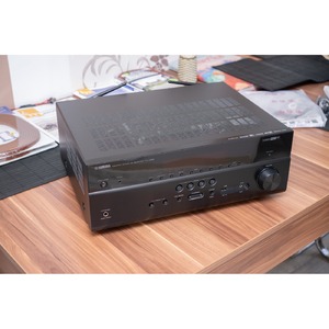 AV-Ресивер Yamaha RX-V685 Black