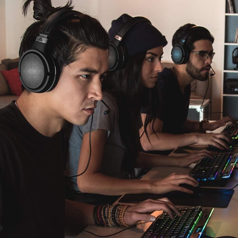 Наушники Audeze Mobius Carbon