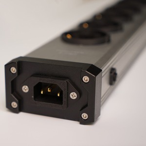 Распределитель питания Furutech e-TP86E(G)