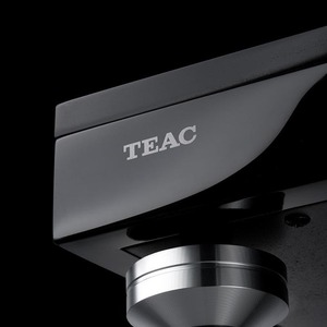 Проигрыватель виниловых дисков Teac TN-5BB Black