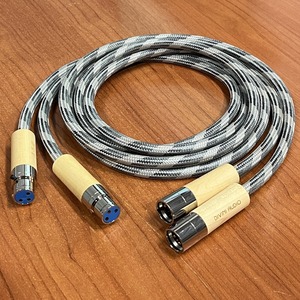 Кабель аудио XLR - XLR Divini Audio X-S12 7N OCC Cable XLR 1.5m