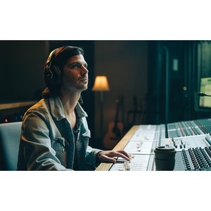 Наушники AKG K371-BT