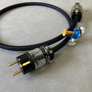 Силовой кабель Furutech FP-1 (Fur-E11Cu/11Cu) Black 0.75m