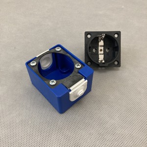 Адаптер настенный для розетки PCE 106-0