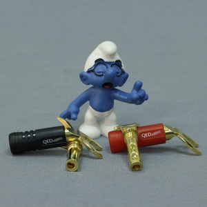 Разъем Акустический QED (QE1890) Screwloc ABS Spade 4шт.