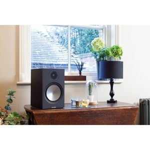 Колонка полочная Monitor Audio Bronze 100 Black 6G