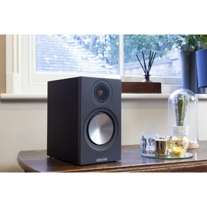 Колонка полочная Monitor Audio Bronze 50 Black 6G