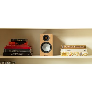Колонка полочная Monitor Audio Silver 50 Black Oak 7G