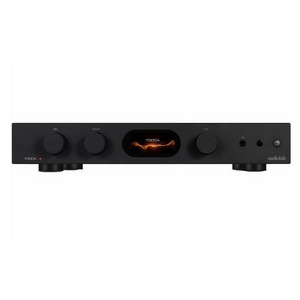 Усилитель интегральный Audiolab 7000A Black