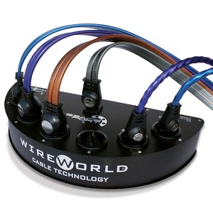Сетевой фильтр WireWorld Space Port Power Conditioner