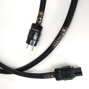 Силовой кабель Purist Audio Design Corvus AC Power Cord Diamond Revision 1.5m