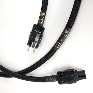 Кабель силовой Schuko - IEC C13 Purist Audio Design Corvus AC Power Cord Diamond Revision 2.5m