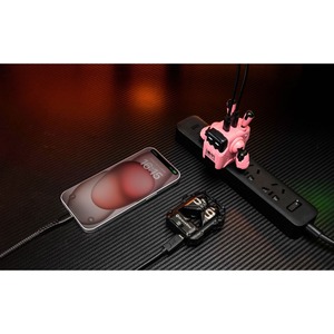 Зарядное устройство сетевое GravaStar Delta35 Pink