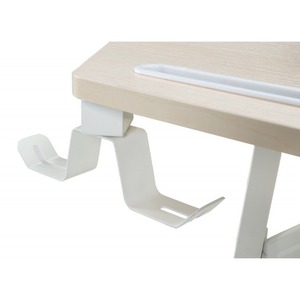 Стол для компьютера с подставкой под клавиатуру Eureka ERK-AED-E70MW