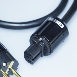 Кабель силовой Schuko - IEC C13 Ultimate Audio Power Cable PCC-1.4 SE (Ult-029e Bl/029 Bl) 1.5m